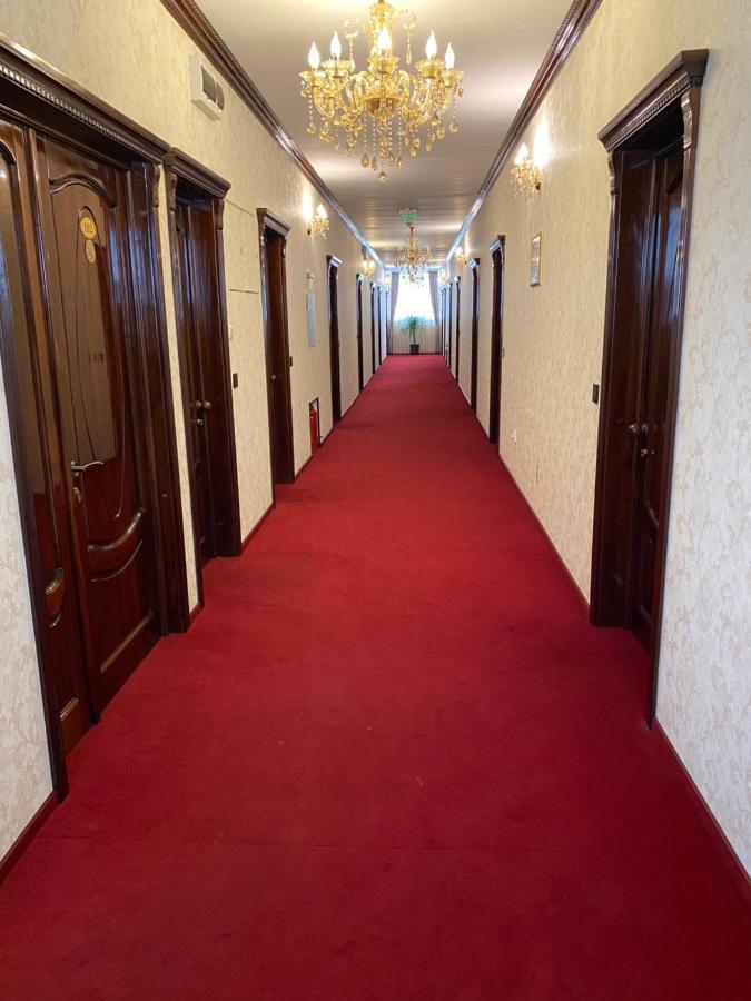 Hotel Onix Roman Eksteriør billede