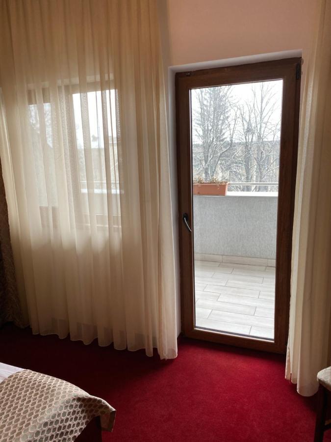 Hotel Onix Roman Eksteriør billede