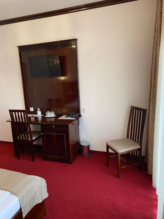 Hotel Onix Roman Eksteriør billede