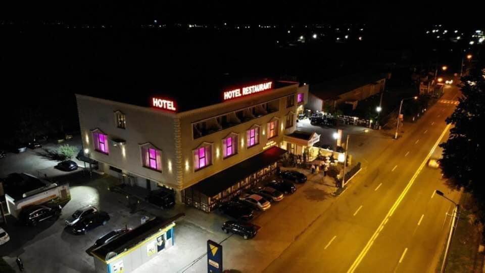 Hotel Onix Roman Eksteriør billede
