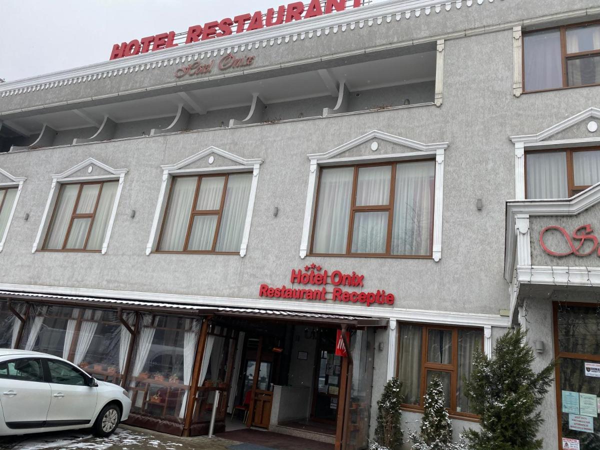 Hotel Onix Roman Eksteriør billede